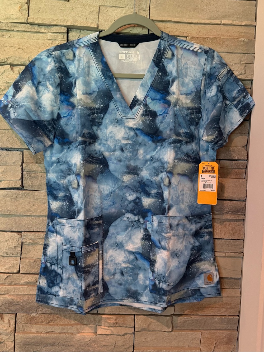 Carhartt Women's Size Small Scrub Top Force Pocket Rugged Flex V-Neck Print Top